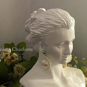 Beatrice, Pearl Earring Adorned With Exquisite Sunflower Accents